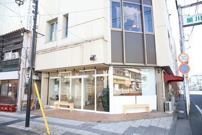 外観 - しろくまビルヂング 飲食店営業許可取得レンタルキッチン/熊谷の入口の写真