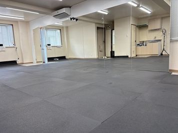 完全個室｜パルスダンススタジオ西日暮里 パルスダンススタジオ西日暮里の室内の写真