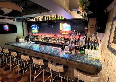 SK OCEANS Bar SK OCEANSの室内の写真