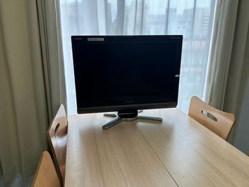 26インチモニター - ★貸会議室★『KS1新宿御苑』です。 新宿御苑駅から徒歩1分!★貸会議室★KS1新宿御苑の設備の写真