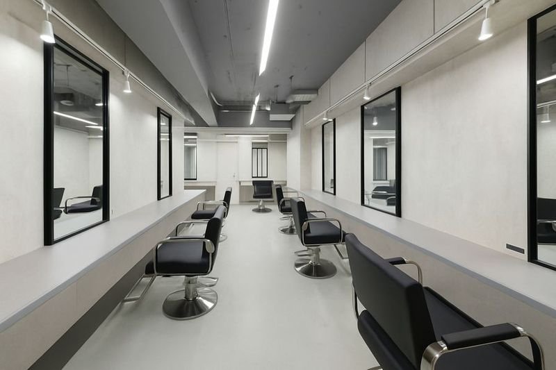 【三浦海岸駅徒歩5分】オープン記念価格!! カフェ併設サロン  - EMEU StudioCafe