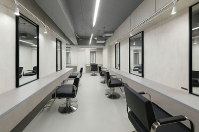EMEU StudioCafe 【三浦海岸駅徒歩5分】NEWオープン!! カフェ併設サロンの室内の写真