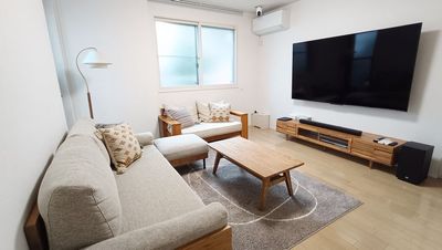 大型スマートテレビ75インチ✨光回線無料WiFi✨飲み会・女子会・上映会・たこパ🥂 - LESpace(レスパス)