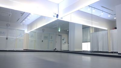 ミライスタジオ ドン・キホーテ上野店 ミライスタジオ ＜ドン・キホーテ上野店＞Bスタジオの室内の写真