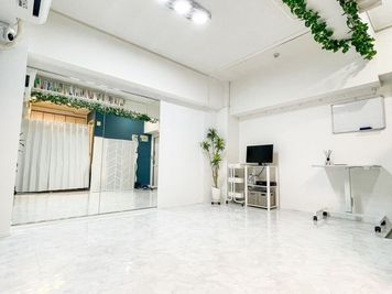 シェア袋町 <Books袋町>の室内の写真