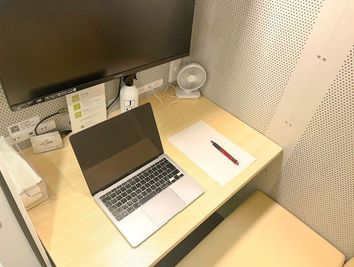 FEEEP東京八重洲（日本橋）店 FEEEP東京八重洲店｜定員 1名完全個室｜部屋番号4(PS)の室内の写真