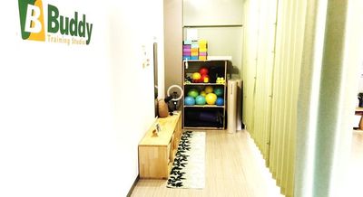 着替えのスペースもあり - 明舞第二センタービル Buddy Training Studioの設備の写真