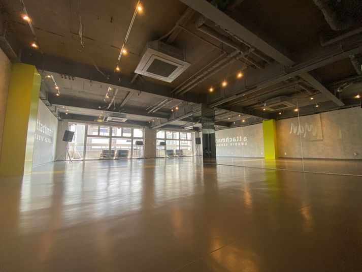 アタッチマンスタジオ(Cスタジオ) - アタッチマンスタジオ(Cスタジオ)