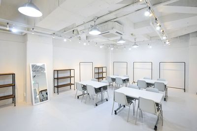 駅チカ!!展示会場・ポップアップに最適!同一料金で朝9時から12時間利用可! - レンタルスペース「drapeau - ドゥラポ」ANNEX