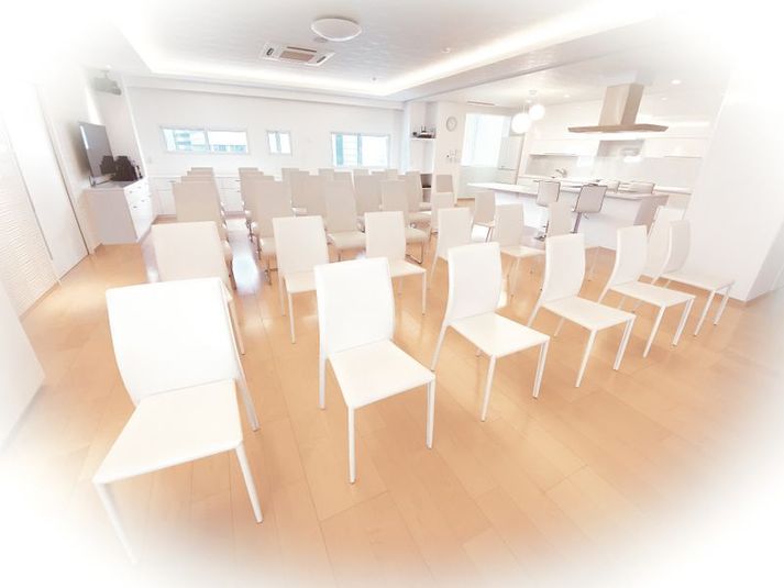 ルチアホール - ルチアホール