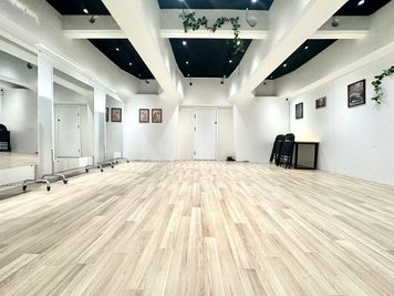 【A－201】 大音量・24時間利用OK！ダンス・楽器練習・配信・リハーサル・フィットネス最適！ - 【軍艦スタジオA】新宿・歌舞伎町・駅近1分・職安通り