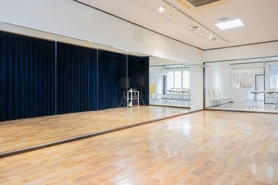 8m×3m壁面ミラー設置★ - Studio Ohno 8m×3m壁面ミラーのレンタルスタジオの室内の写真