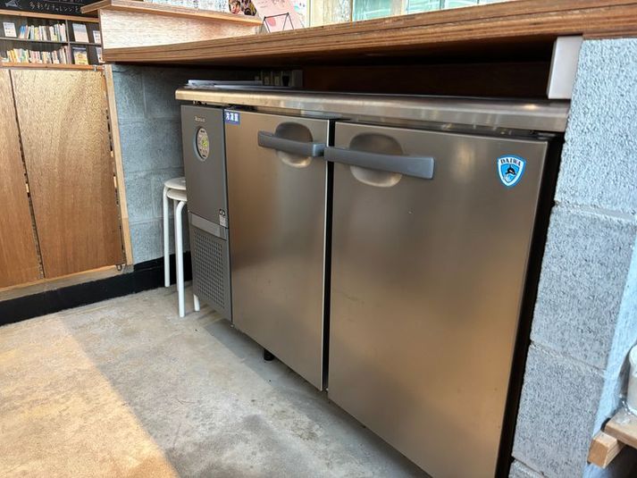 URBANG TABLE - URBANG TABLE