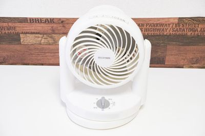 サーキュレーターもあります。 - ブルースペース白金高輪 撮影スタジオ・動画撮影・チェキ会・控室の設備の写真