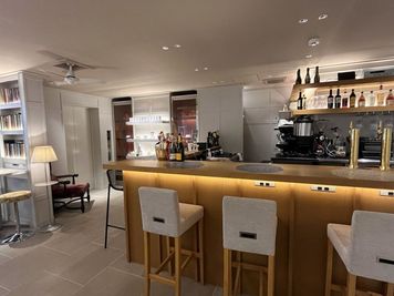 恵比寿駅付近のお洒落なカフェです✨
撮影利用も可能です📸 - Relax CAFE 恵比寿COFFEE Relax CAFE 恵比寿COFFEE｜イベント・撮影利用📸の室内の写真