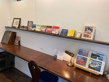 普段は椅子を4脚置いています - 国立カフェレンタルスペース レンタルカフェスペースびろーどの猫 | 中央線国立駅の室内の写真