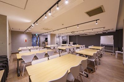 よりみち会議室　水道橋店 水道橋駅4分 席数60（立食80）のイベントスペース・貸会議室の室内の写真