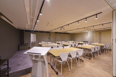 よりみち会議室　水道橋店 水道橋駅4分 席数60（立食80）のイベントスペース・貸会議室の室内の写真
