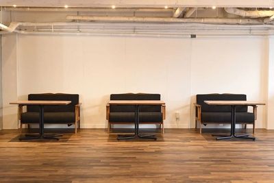 ゆったりソファ席もあり - レンタルスペース<革命と鍛錬> 30名超受け入れ可能！！<革命と鍛錬>の設備の写真