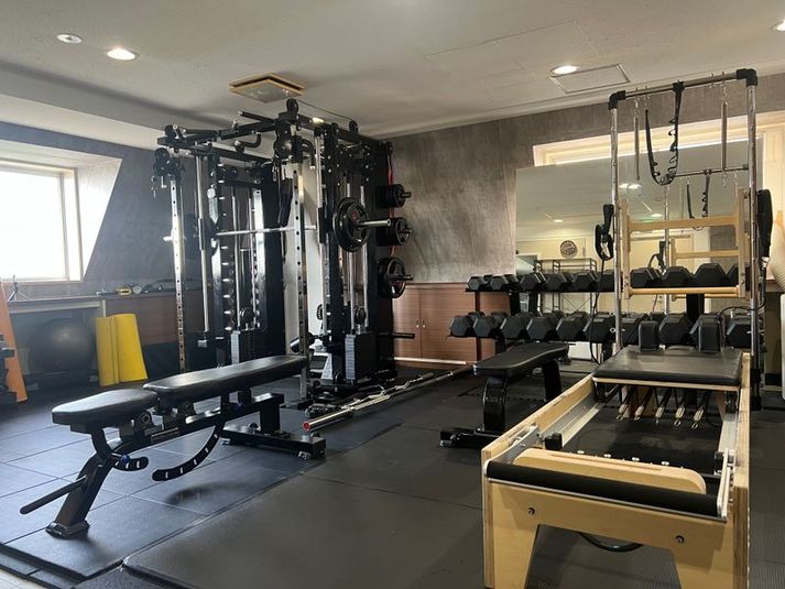 ピラティス＆筋トレ設備完備のジム┃西新宿五丁目駅徒歩1分 - ピラティス＆筋トレができるレンタルジム┃西新宿五丁目駅徒歩1分