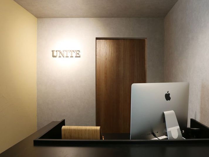 UNITE hairsalon - UNITE hairsalon