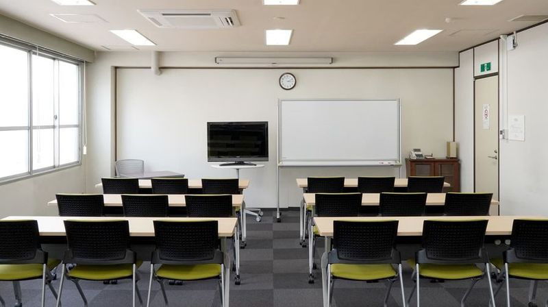 第一会議室 (貸会議室/セミナー会場) - ミヤケインダストリー会議室