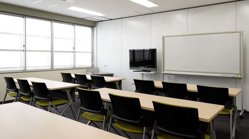 第二会議室 (貸会議室/セミナー会場) - ミヤケインダストリー会議室