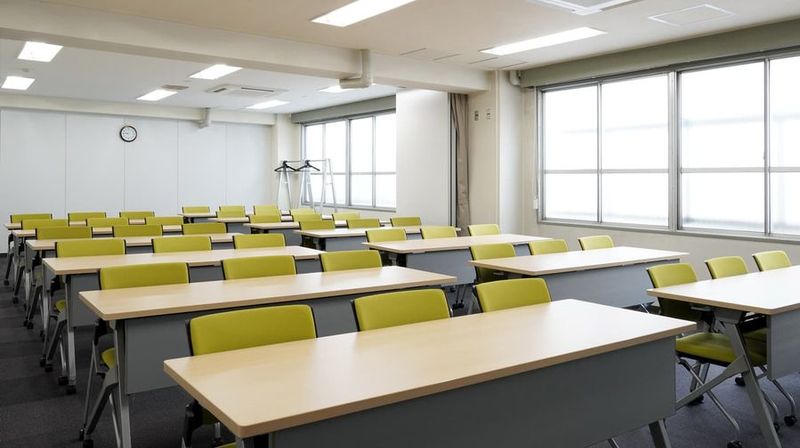 第一 + 第二会議室 (貸会議室/セミナー会場) - ミヤケインダストリー会議室