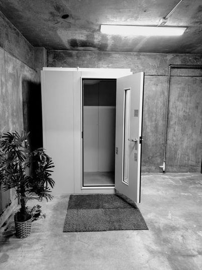 シャウトボックス（感情デトックスルーム・令和の絶叫寺） - シャウトボックス（感情デトックスルーム）