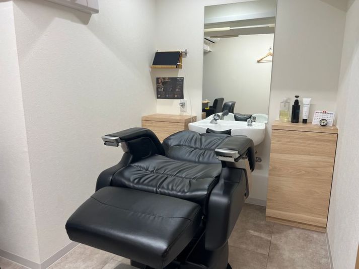 【駅近完全個室No.2】理美容師さんの為のレンタルスペース!! - セジュール金山