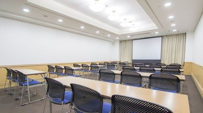 心斎橋駅から徒歩2分の好立地！セミナーや研修などにおすすめのレンタルスペース「カトレア」！ - ハートンホール心斎橋別館