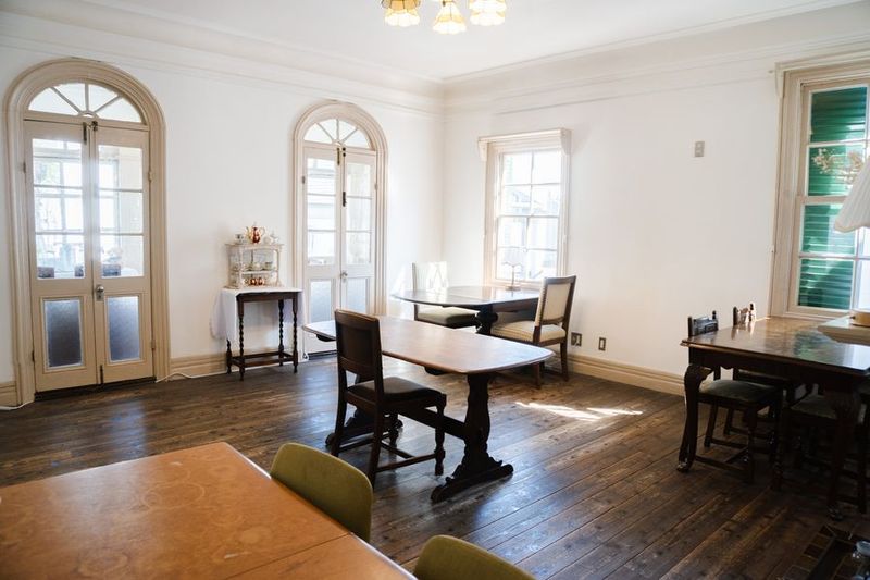 北野異人館【北野メディウム邸】｜2階ラウンジルーム🎨撮影📸 - 北野異人館（北野メディウム邸）