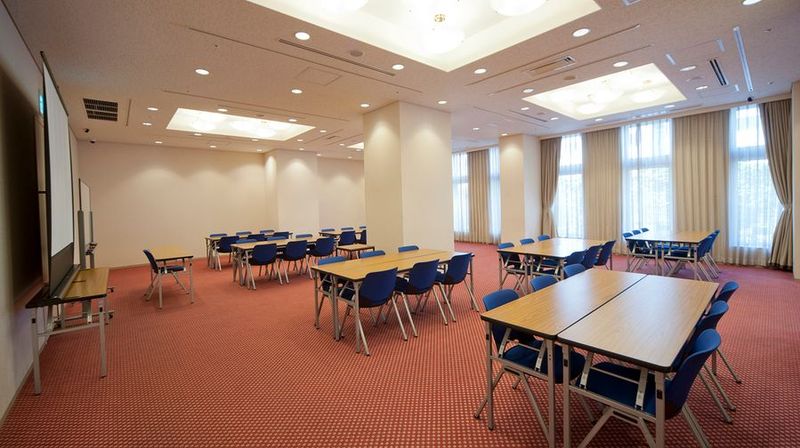 様々な用途・目的でご利用いただける会場です。 - ハートンホテル東品川 スイートピー1  の室内の写真
