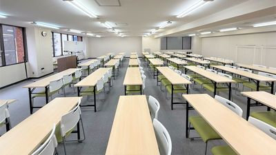 リロの会議室　池袋駅東口　ぬかりやビル リロの会議室　池袋駅東口　ぬかりやビル4階会議室の室内の写真