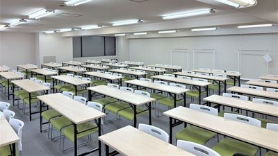 リロの会議室　池袋駅東口　ぬかりやビル リロの会議室　池袋駅東口　ぬかりやビル4階会議室の室内の写真