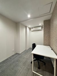 ブリッジレンタルオフィス レンタルスペース　Room2の室内の写真