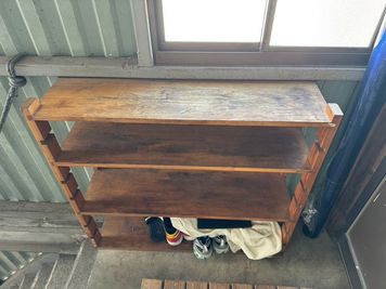 靴箱利用ください。 - レンタルスペースイマニシの入口の写真