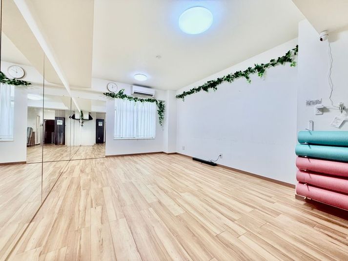 《VILLENT梅田ダンススタジオ401》 - 《VILLENT西梅田》