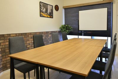 お気軽会議室名古屋desmosの室内の写真