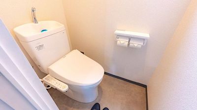 温水洗浄便座完備 - with/U（ウィズユー）の設備の写真