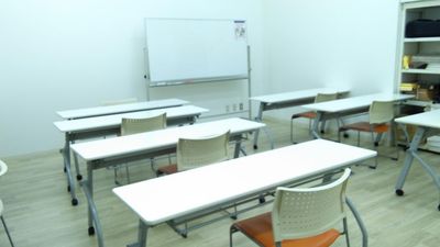 ✨❣会議・打ち合わせ・商談・面談・集会・自習などで使えるシンプルな個室空間 - イオンカルチャークラブつくば店