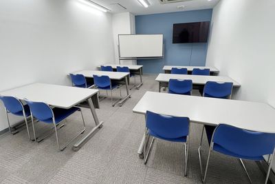 【勾当台公園5分/北四番丁3分】12名/30分単位予約/Wi-Fi、TVモニター無料／研修、セミナー、勉強会に最適！ - SEED21