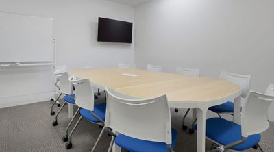 【勾当台公園5分/北四番丁3分】10名/30分単位予約/Wi-Fi、TVモニター無料/会議、面接、ミーティングに最適！ - SEED21