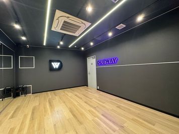 Dubway Dance中野　Bスタジオ - Dubwayレンタルダンス中野 DUBWAY B スタジオの室内の写真