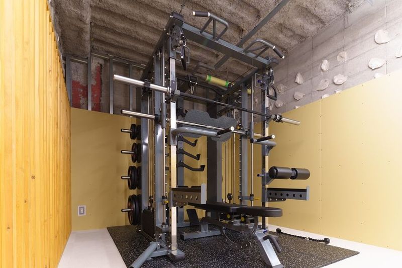 【Wise space 502号室】◆完全個室プライベートジム - Wise space　長岡