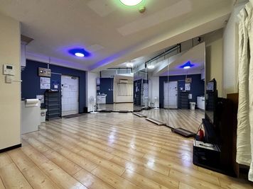 新宿ミネルバビル 東新宿歌舞伎町のだんだだん【3F】Dance the Danceの室内の写真