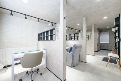 オープン記念！半額キャンペーン中！あなたの“好き”でサロンワークをもっと自由に。7月からNew Open！ - Salon Aina 北千住店 2F