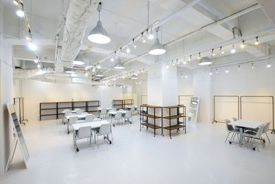 A会場 - レンタルスペース「drapeau - ドゥラポ」ANNEX drapeau ANNEX A&B会場の室内の写真
