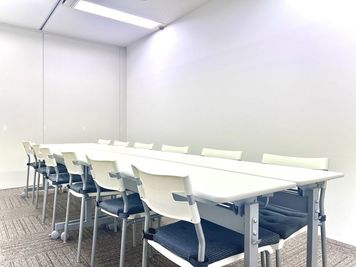 ☆NEW☆【梅田駅直結/阪急ターミナルビル内】ミーティングルーム / 会議にぴったり！ - スタンダード会議室　大阪梅田店