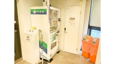 FEEEP池袋東口店 	FEEEP池袋東口店｜定員 1名カウンター席｜席番号2(C)の室内の写真